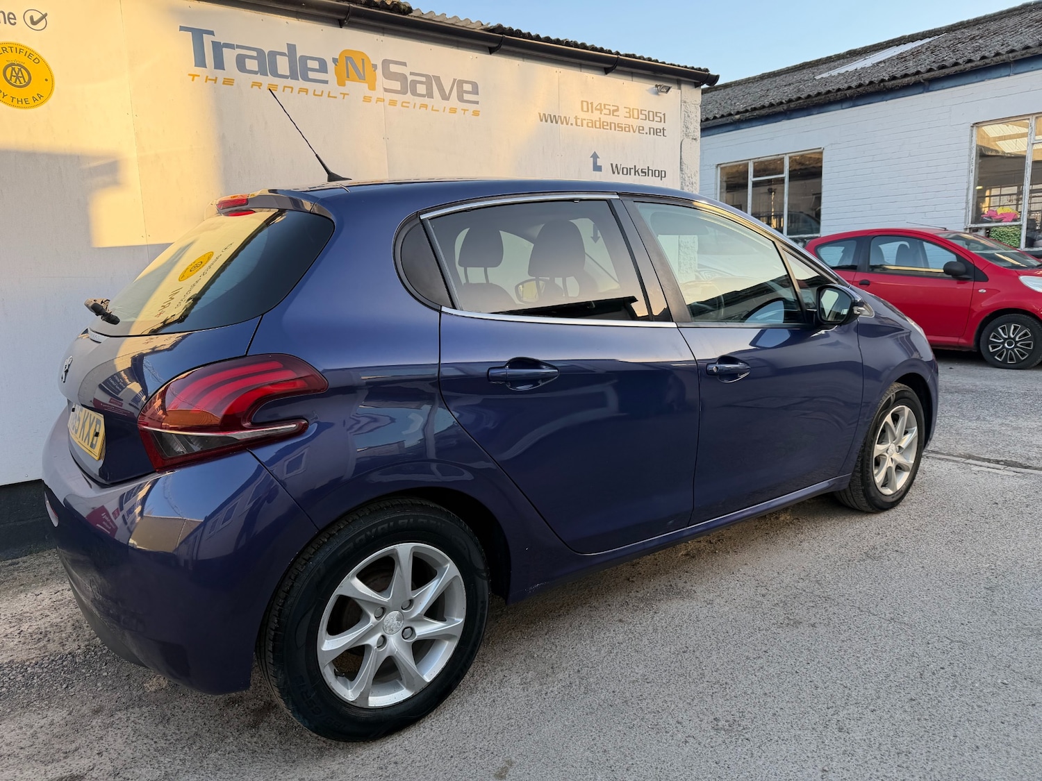 Used Peugeot 208 2015 for sale - 77931734: Photo 4