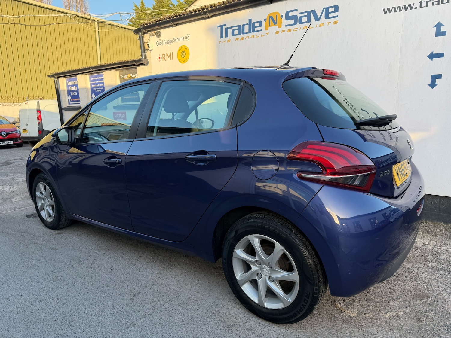 Used Peugeot 208 2015 for sale - 77931734: Photo 8