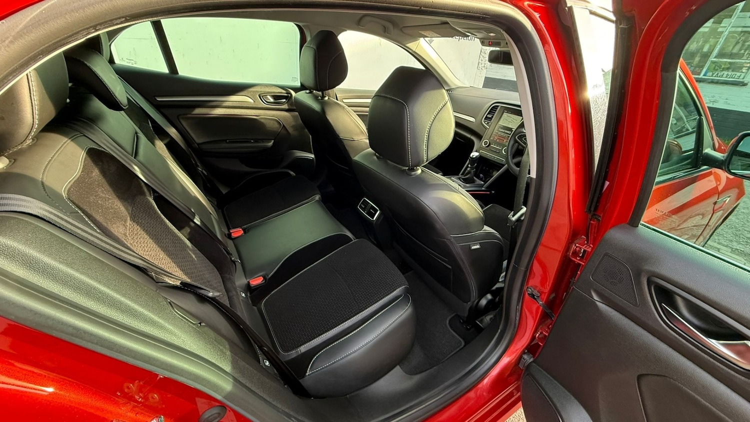 Used Renault Megane 2016 for sale - 76450412: Photo 11