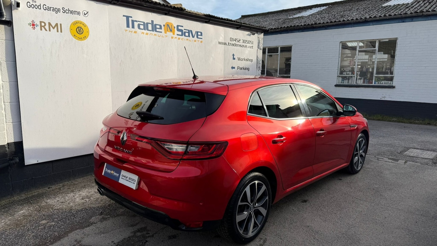 Used Renault Megane 2016 for sale - 76450412: Photo 2