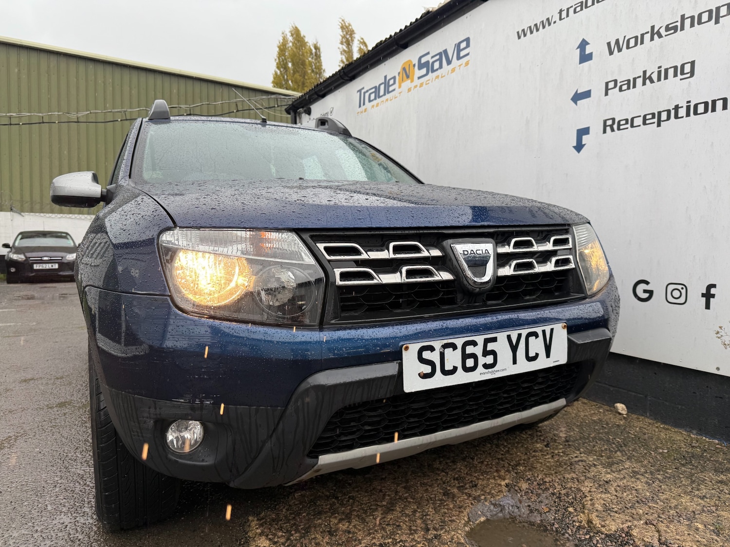 Used Dacia Duster 2015 for sale - 76464752: Photo 2
