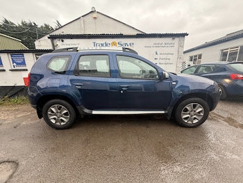 Used Dacia Duster 2015 for sale - 76464752: Photo