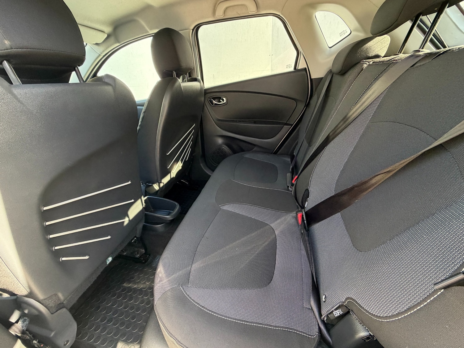 Used Renault Captur 2016 for sale - 77917614: Photo 16