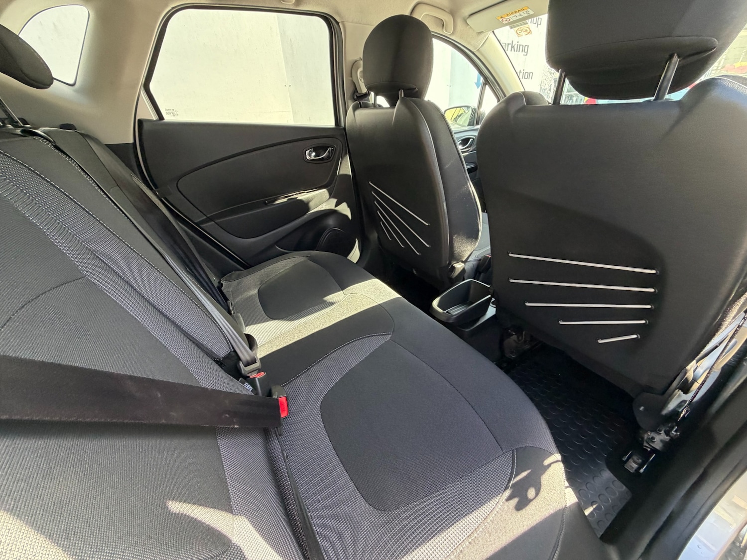 Used Renault Captur 2016 for sale - 77917614: Photo 17