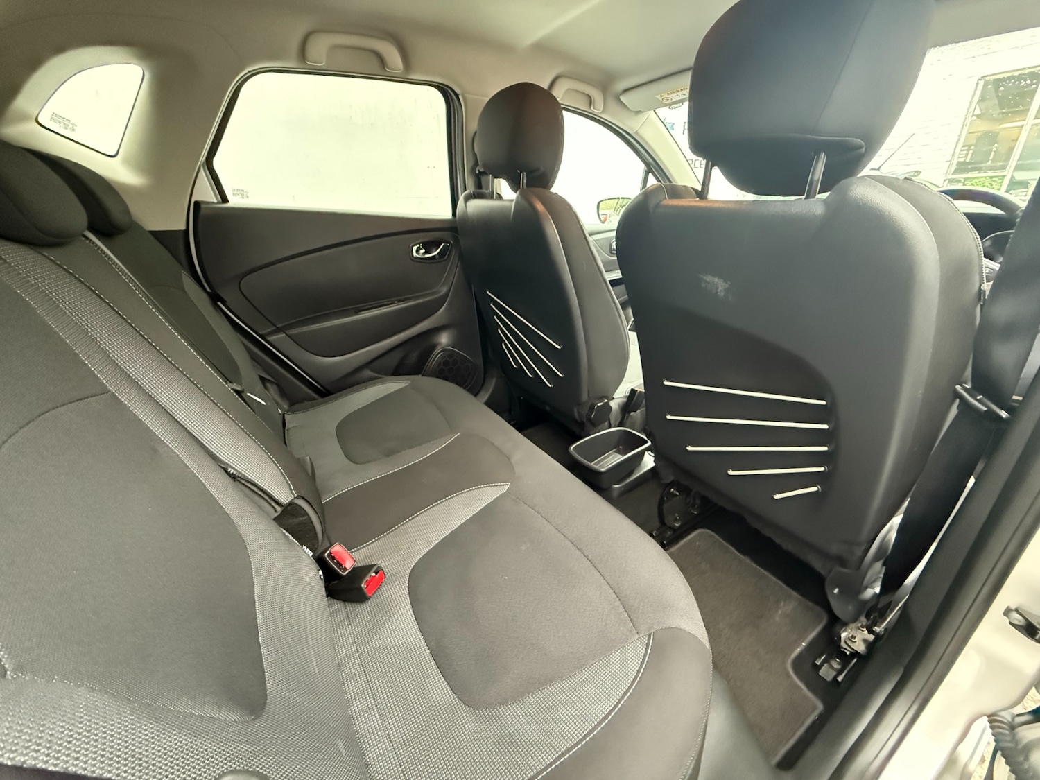 Used Renault Captur 2016 for sale - 76463989: Photo 16