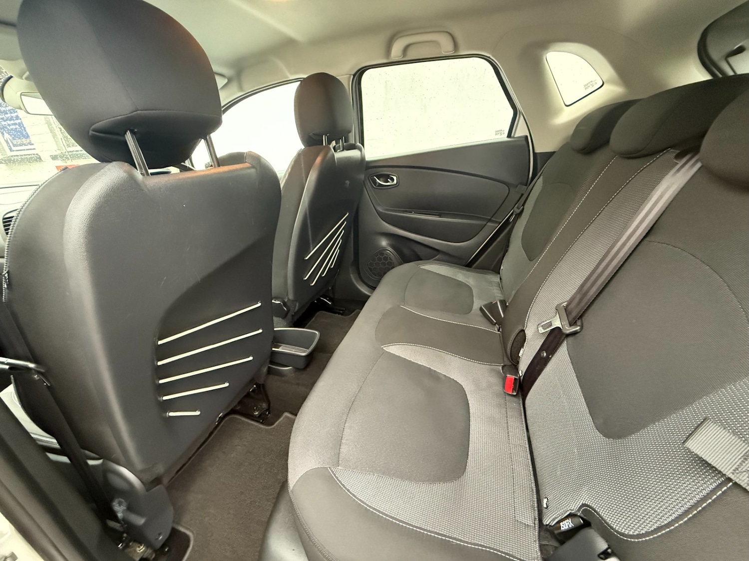 Used Renault Captur 2016 for sale - 76463989: Photo 17