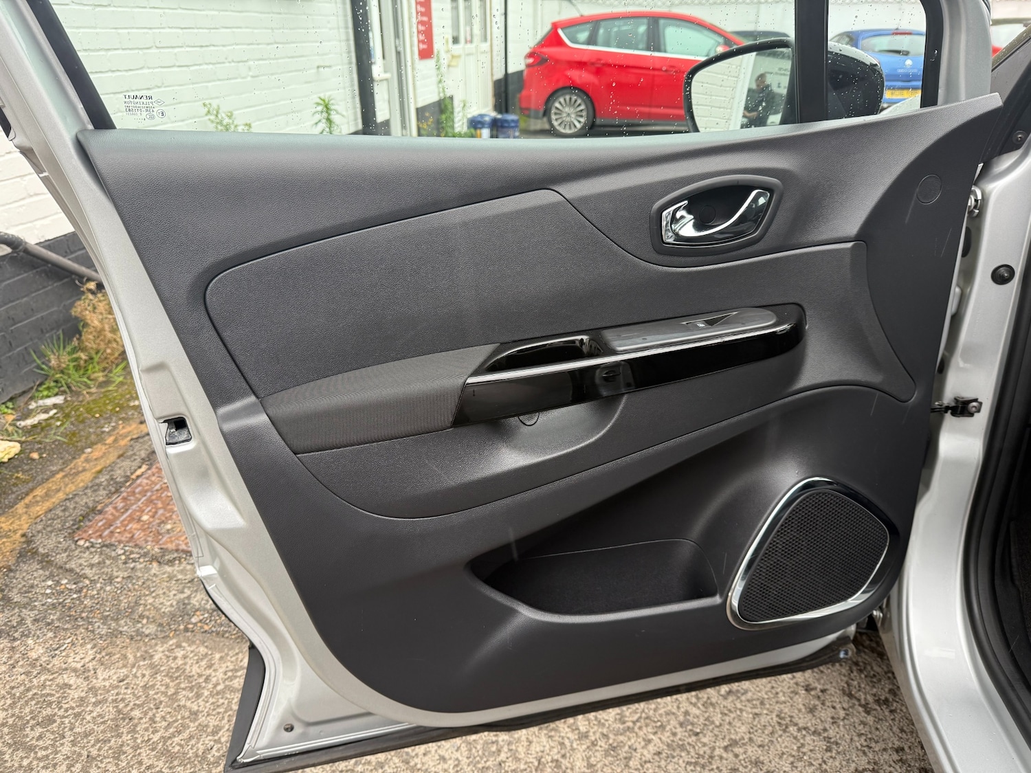 Used Renault Captur 2016 for sale - 76463989: Photo 18