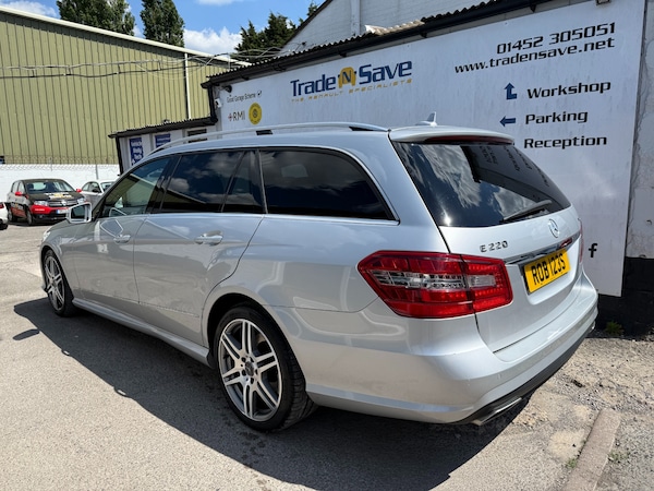 Used Mercedes-Benz E Class 2012 for sale - 74656039: Photo 9
