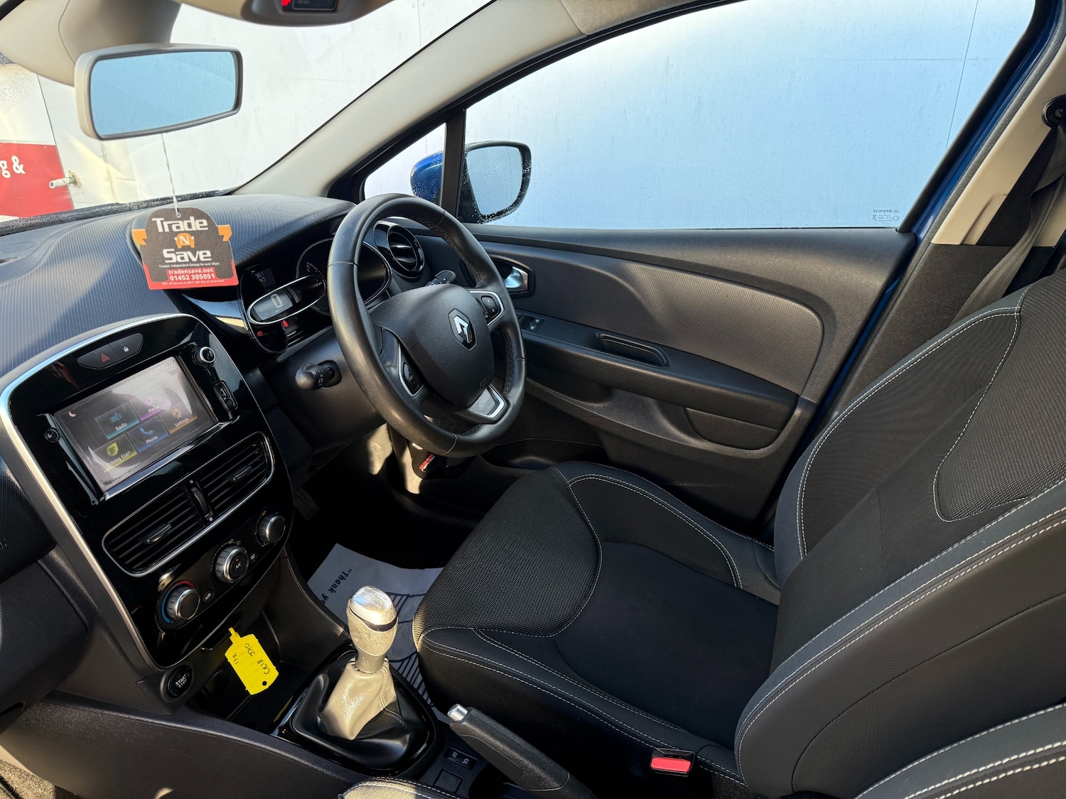 Used Renault Clio 2018 for sale - 76705721: Photo 13