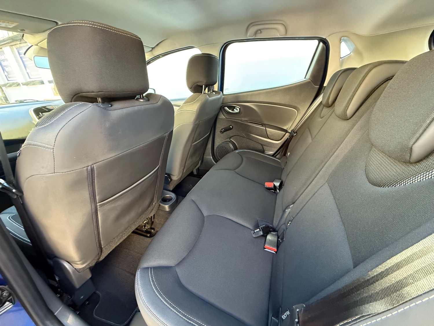 Used Renault Clio 2018 for sale - 76705721: Photo 17