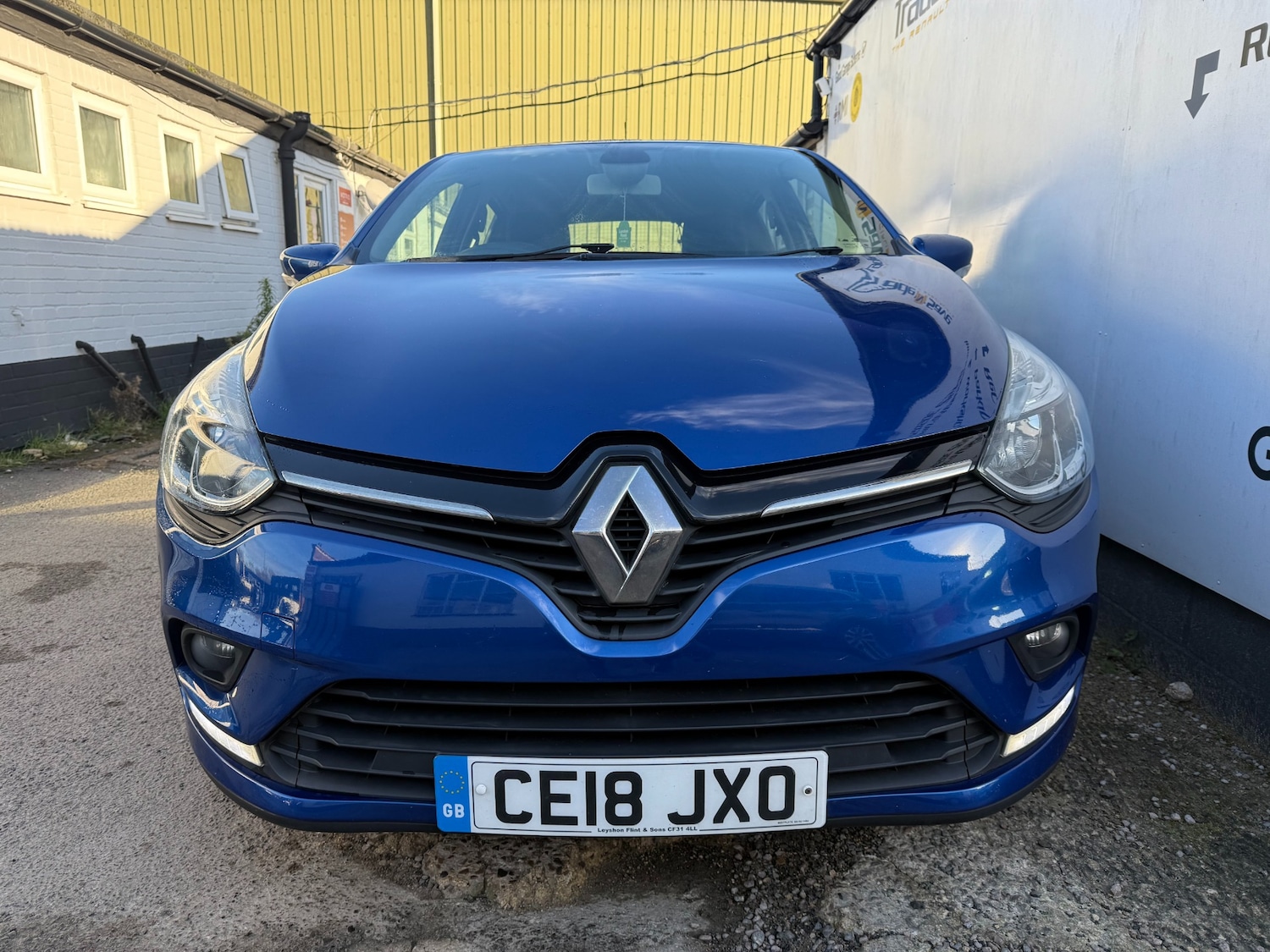 Used Renault Clio 2018 for sale - 76705721: Photo 9