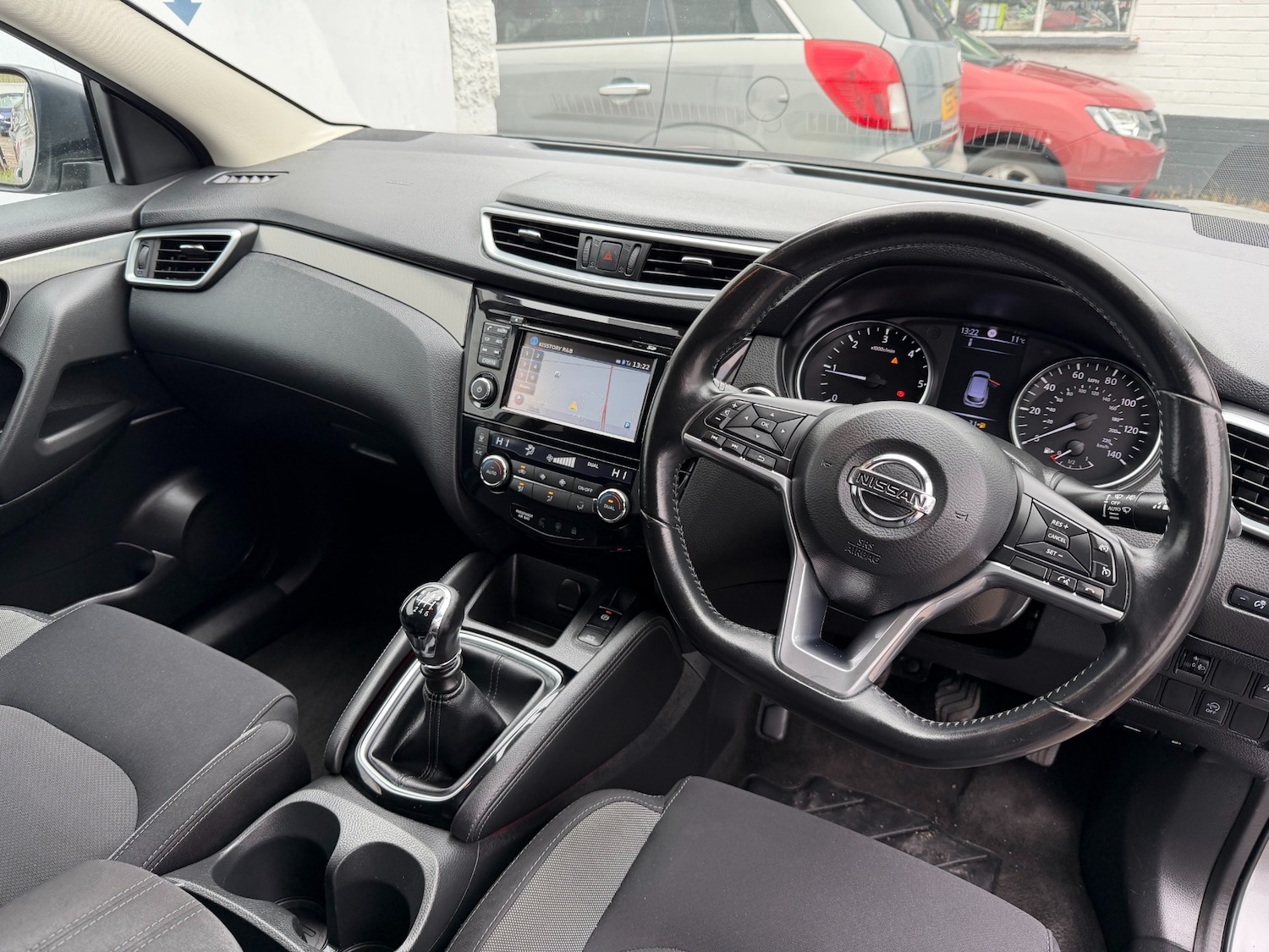 Used Nissan Qashqai 2017 for sale - 78040212: Photo 13