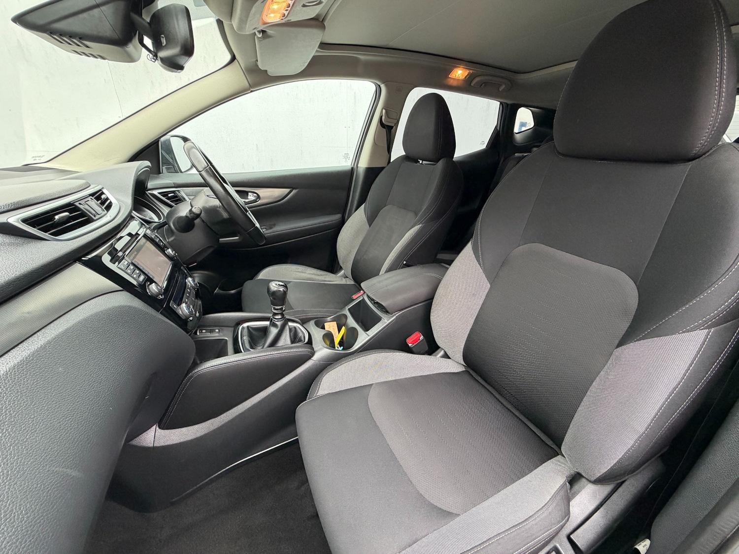 Used Nissan Qashqai 2017 for sale - 78040212: Photo 17