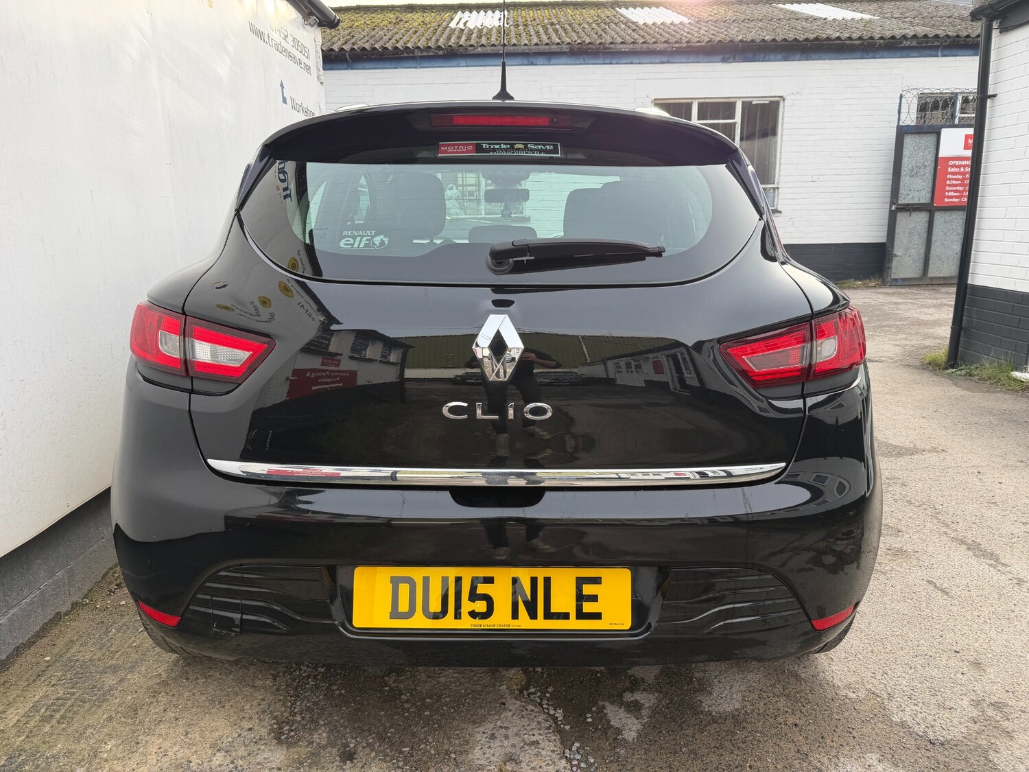 Used Renault Clio 2015 for sale - 77592920: Photo 11