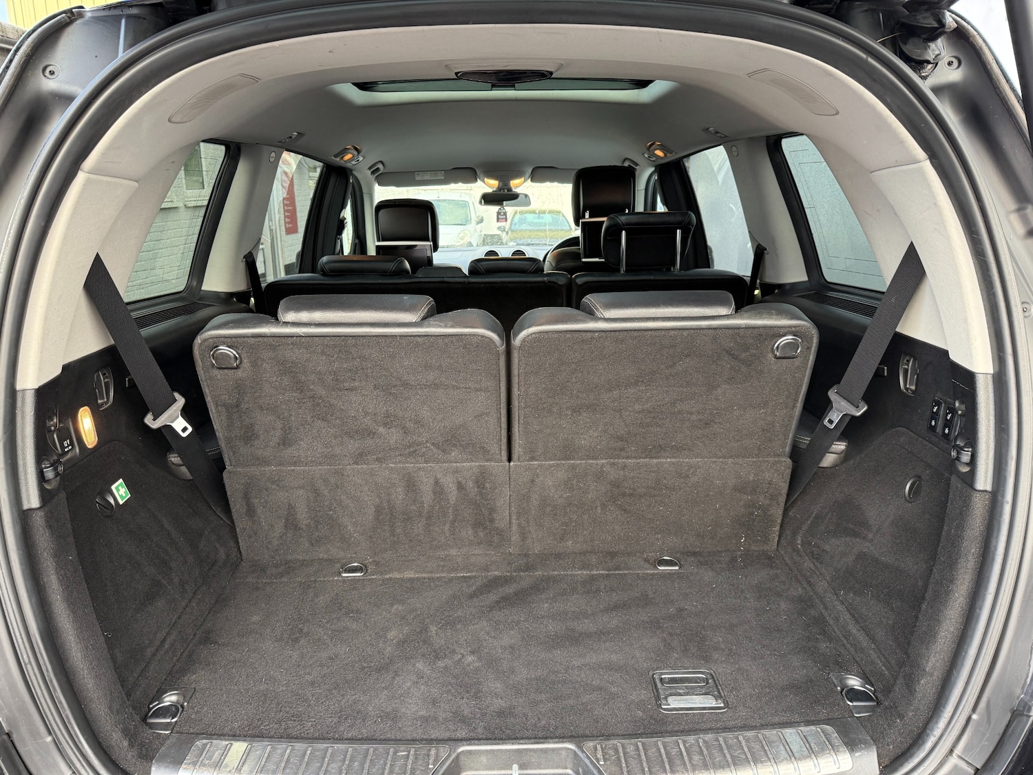 Used Mercedes-Benz GL Class 2012 for sale - 76877648: Photo 21