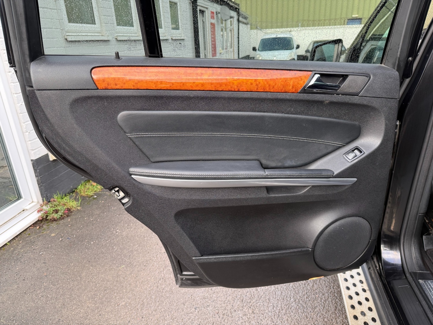 Used Mercedes-Benz GL Class 2012 for sale - 76877648: Photo 23