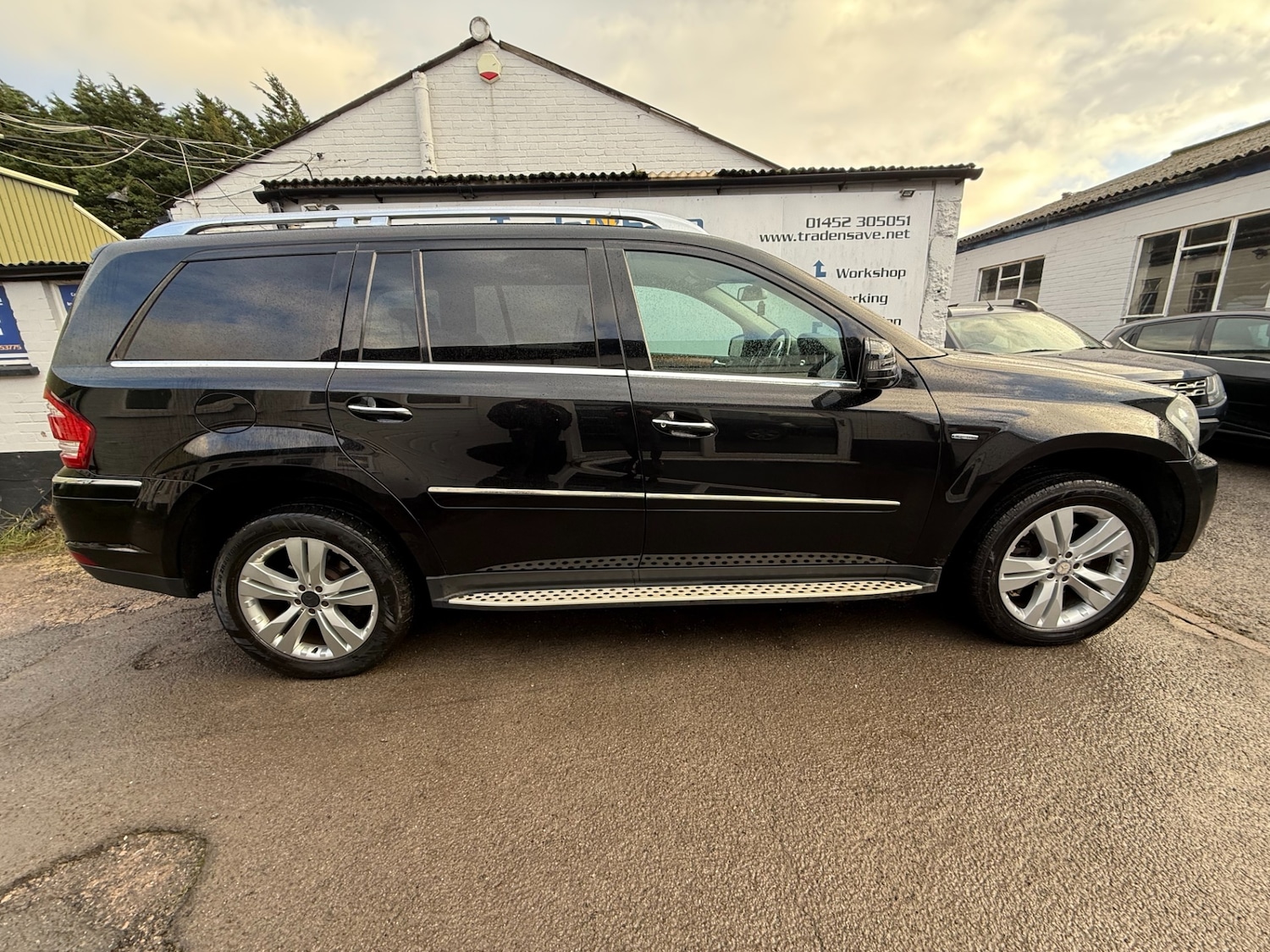 Used Mercedes-Benz GL Class 2012 for sale - 76877648: Photo 3