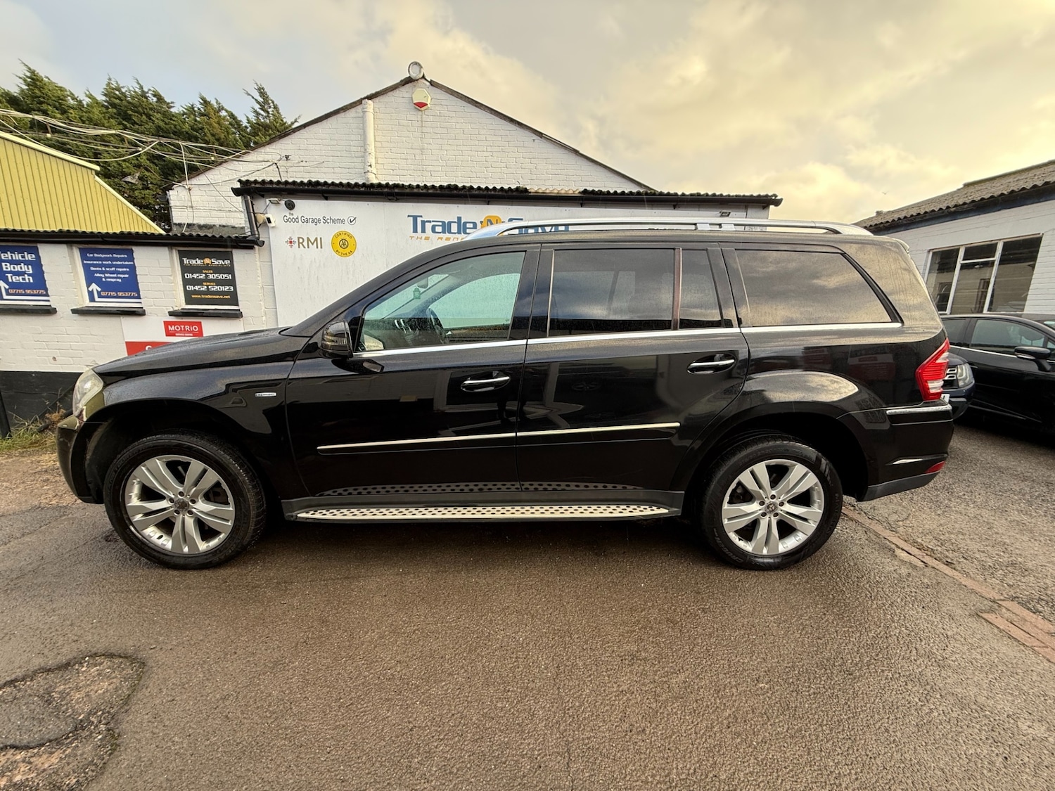 Used Mercedes-Benz GL Class 2012 for sale - 76877648: Photo 7