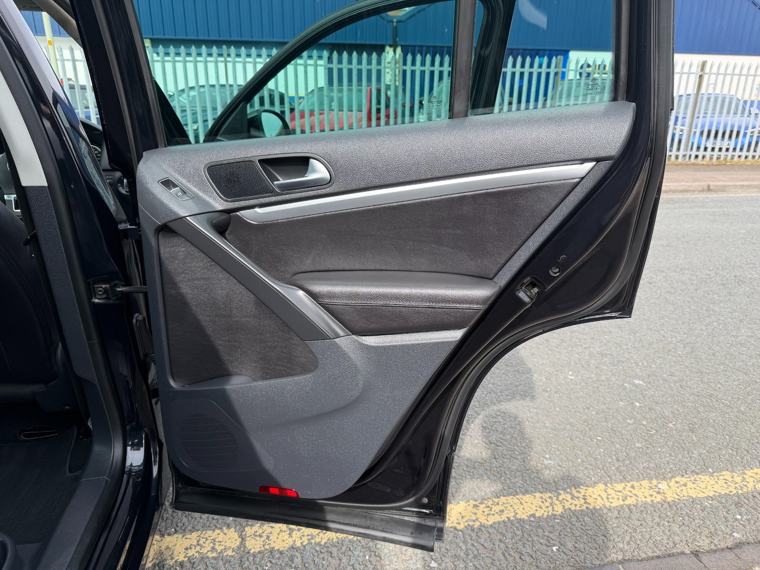 Used Volkswagen Tiguan 2012 for sale - 78177112: Photo 13