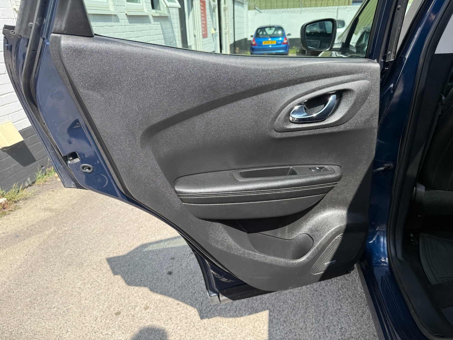 Vehicle 27