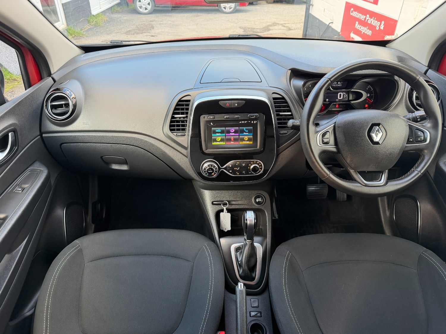 Used Renault Captur 2018 for sale - 77877400: Photo 12