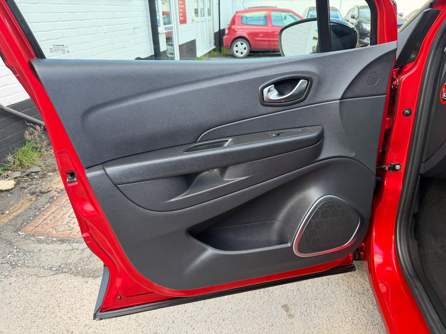 Used Renault Captur 2018 for sale - 77877400: Photo 21