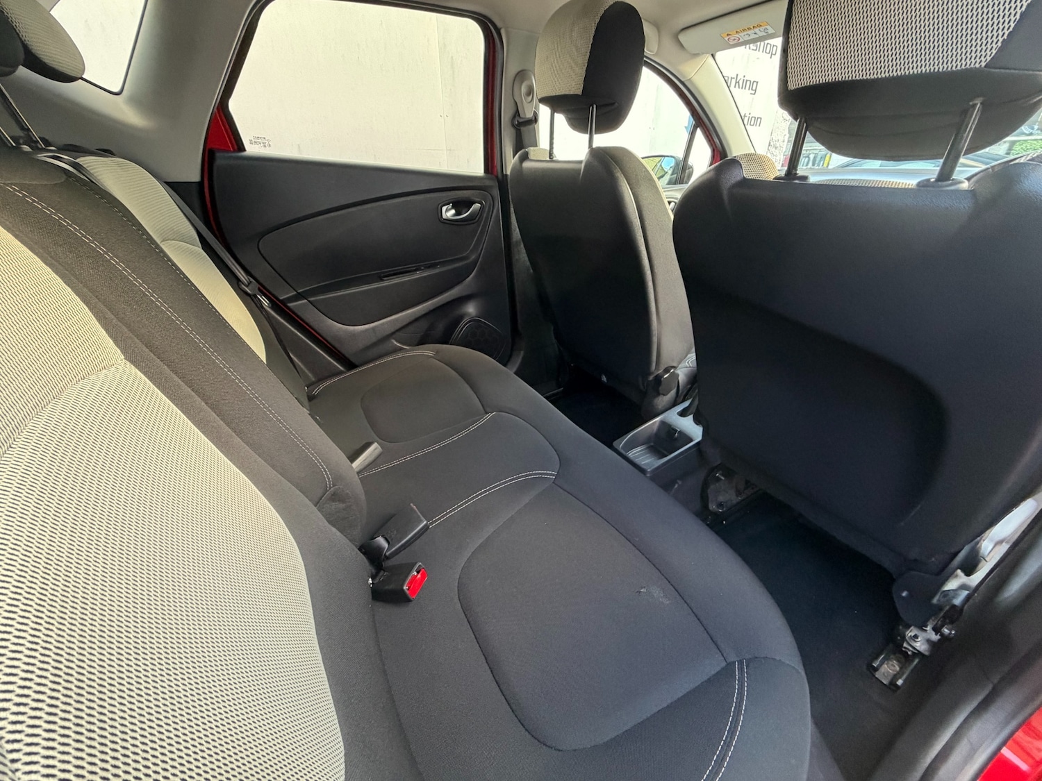 Used Renault Captur 2018 for sale - 77877400: Photo 25