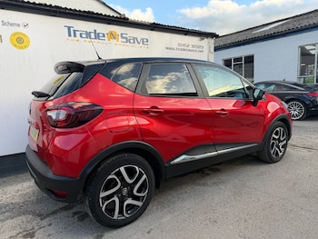 Used Renault Captur 2018 for sale - 77877400: Photo
