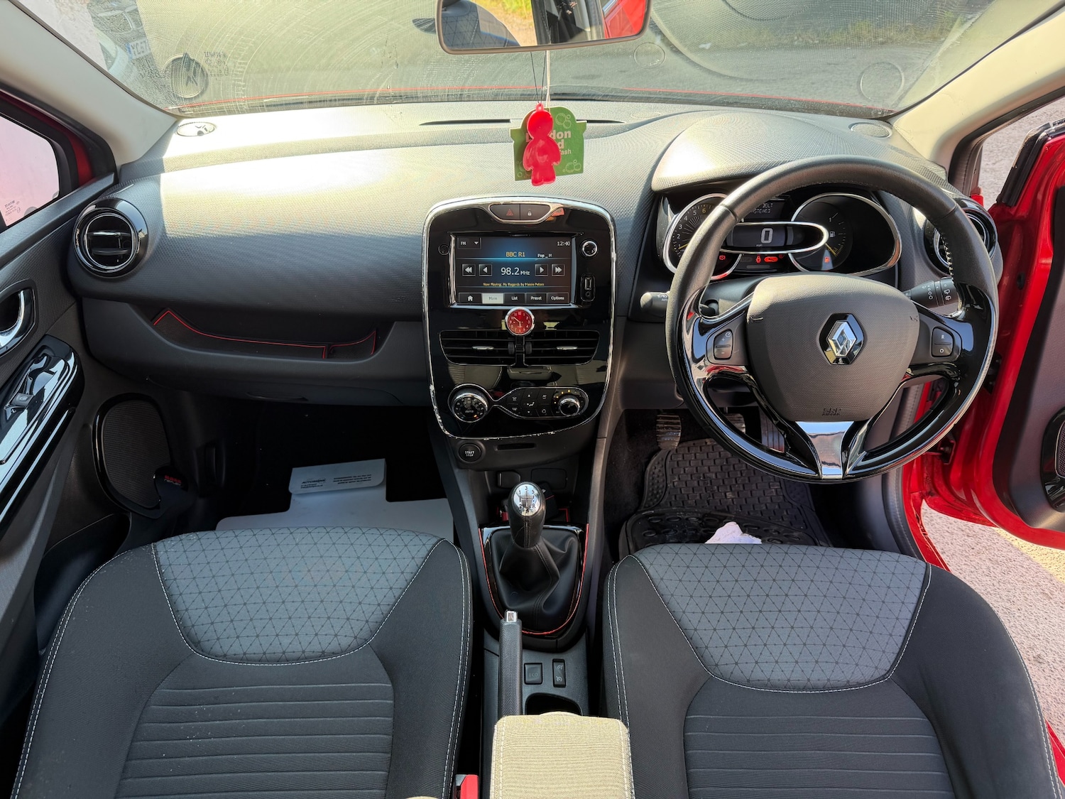 Used Renault Clio 2014 for sale - 77878093: Photo 12