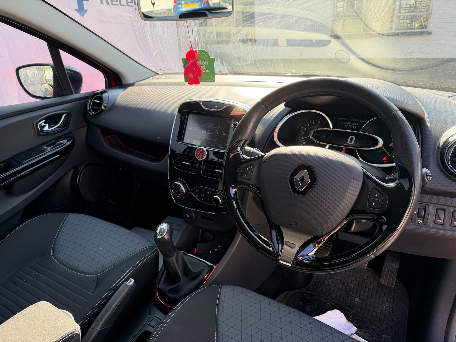 Used Renault Clio 2014 for sale - 77878093: Photo 13