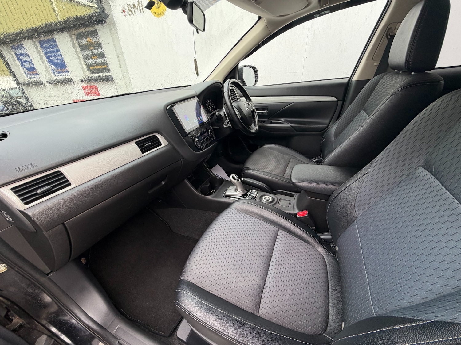 Used Mitsubishi Outlander 2015 for sale - 77353936: Photo 17
