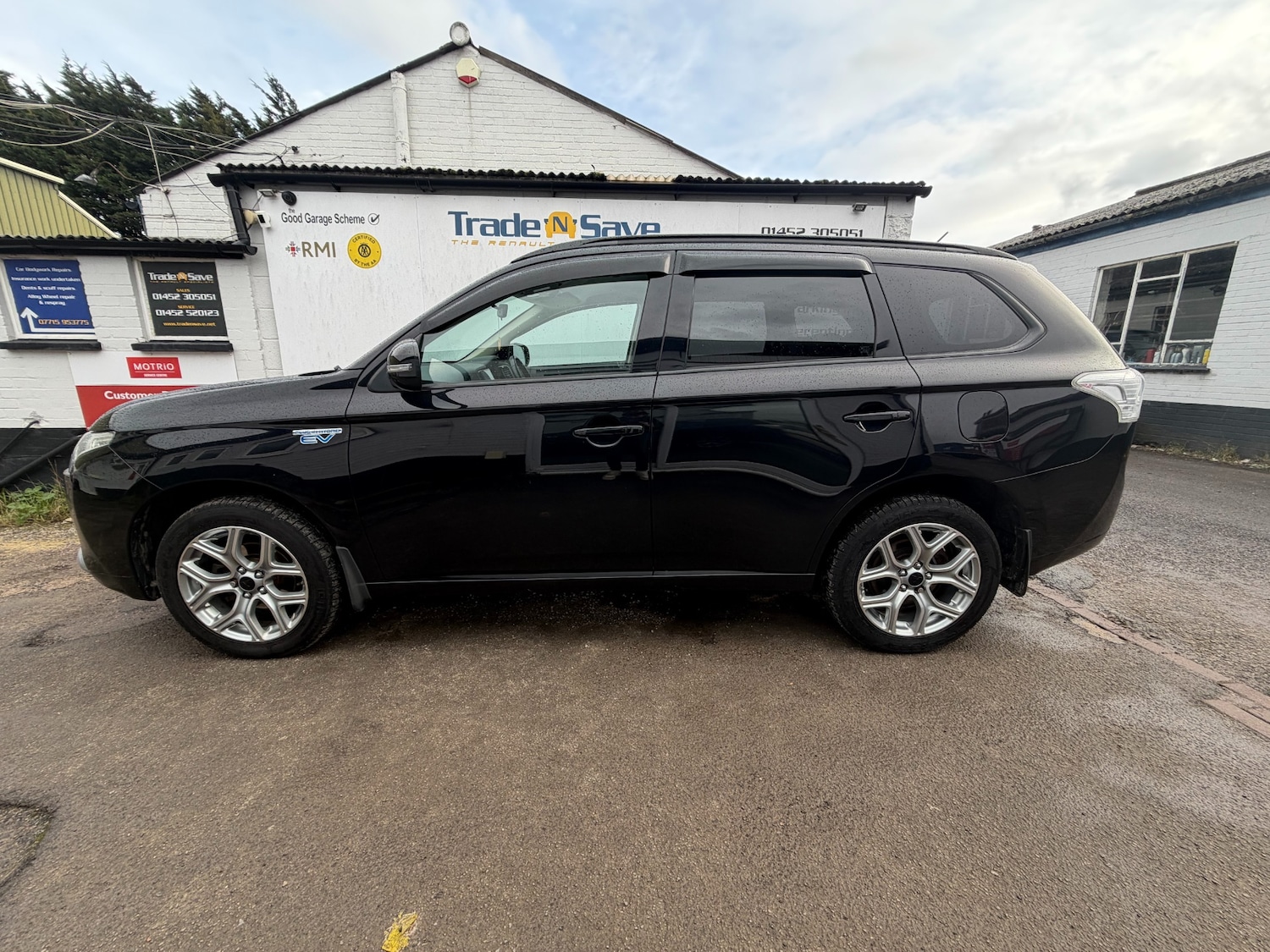Used Mitsubishi Outlander 2015 for sale - 77353936: Photo 8