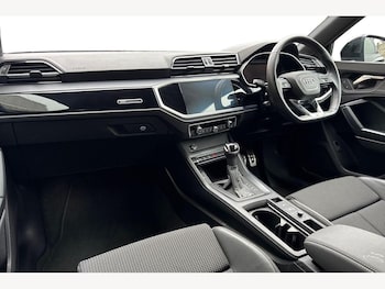 Used Audi Q3 2022 for sale - 76674472: Photo