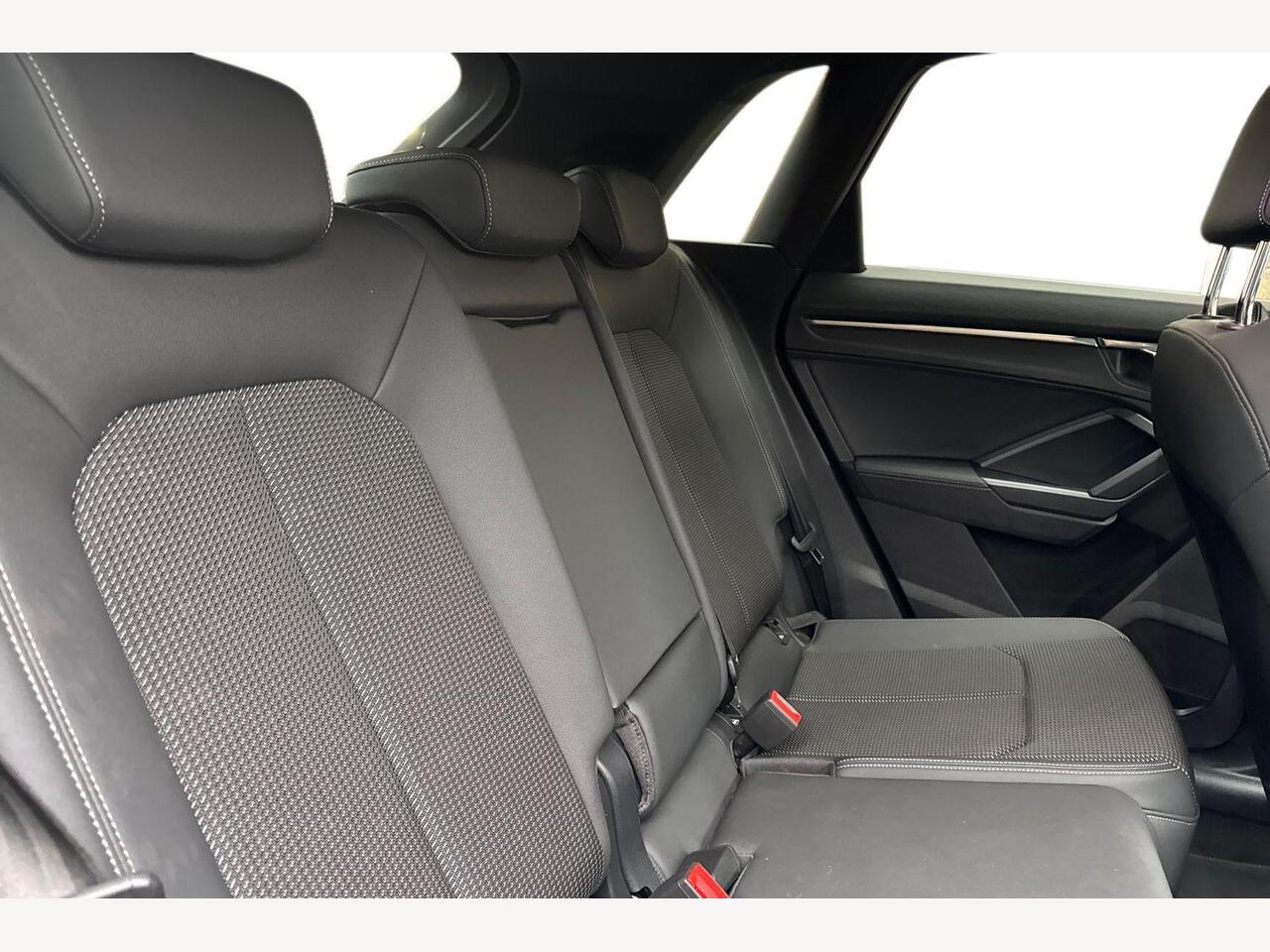 Used Audi Q3 2022 for sale - 76674472: Photo 8