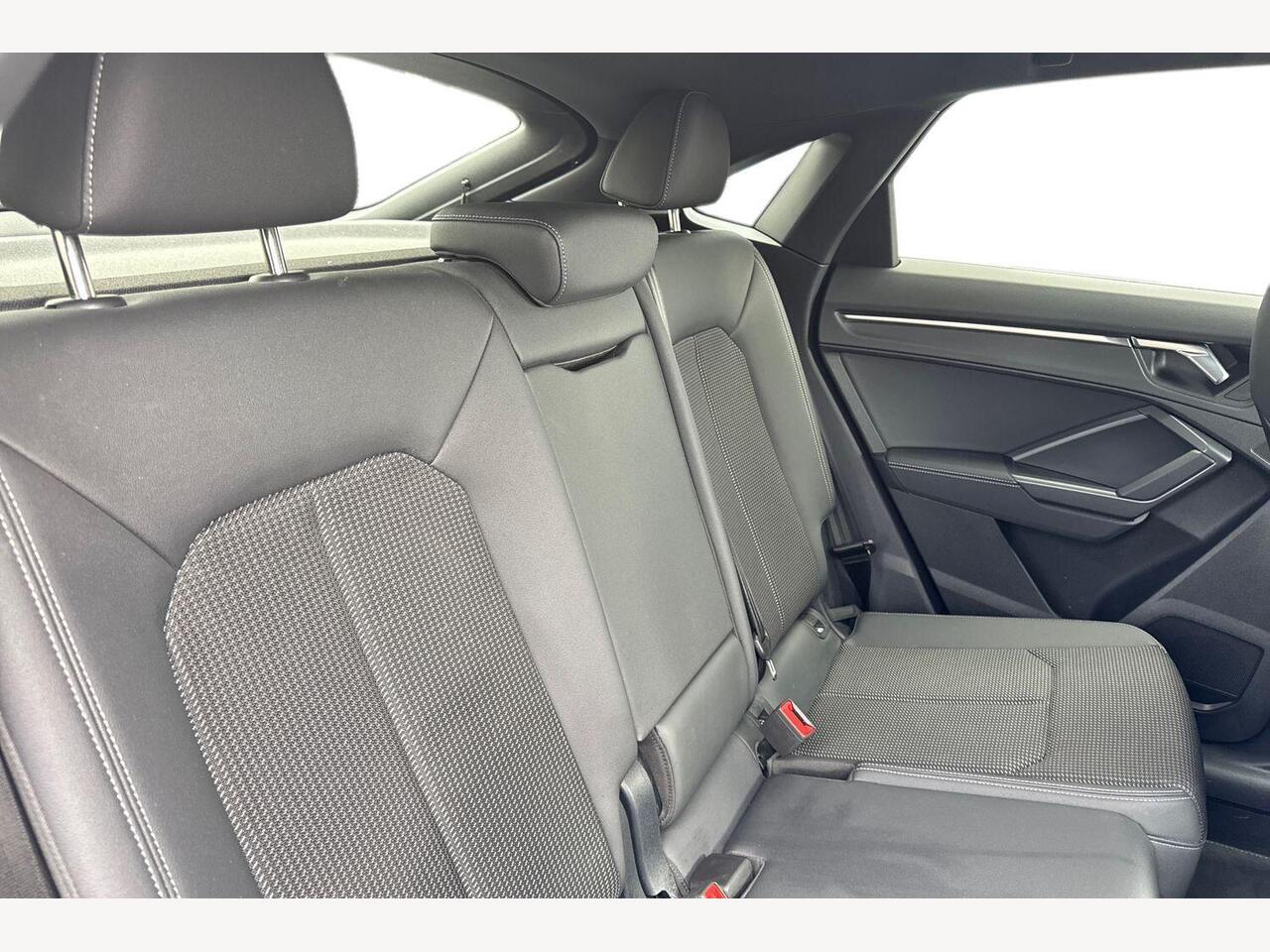 Used Audi Q3 2023 for sale - 77927038: Photo 19