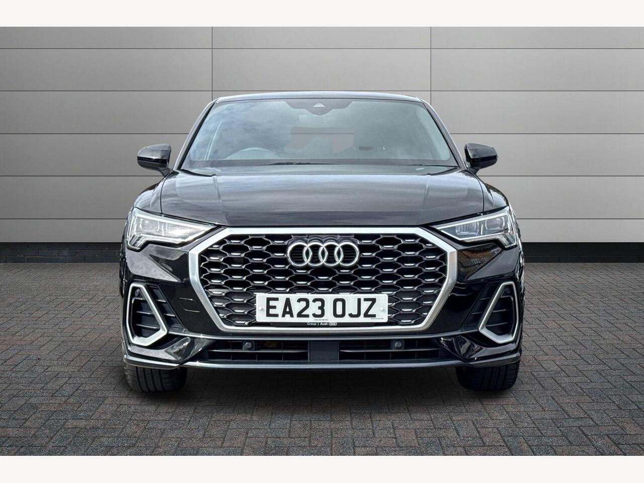 Used Audi Q3 2023 for sale - 77927038: Photo 2