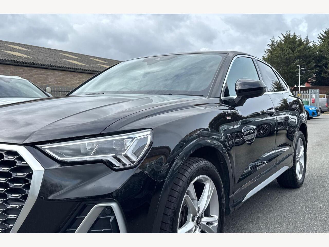 Used Audi Q3 2023 for sale - 77927038: Photo 6