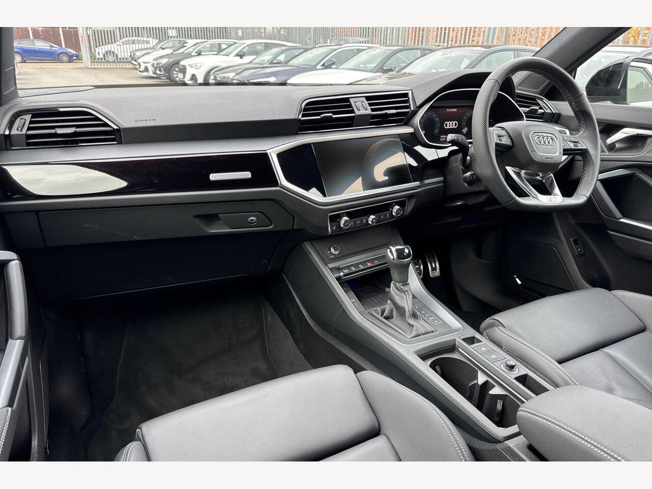 Used Audi Q3 2024 for sale - 76676950: Photo 2