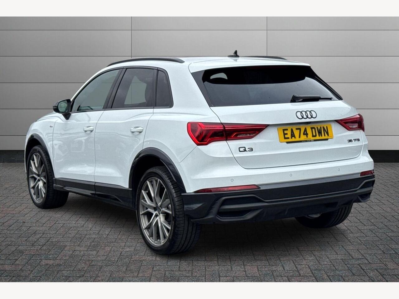 Used Audi Q3 2024 for sale - 76676950: Photo 3