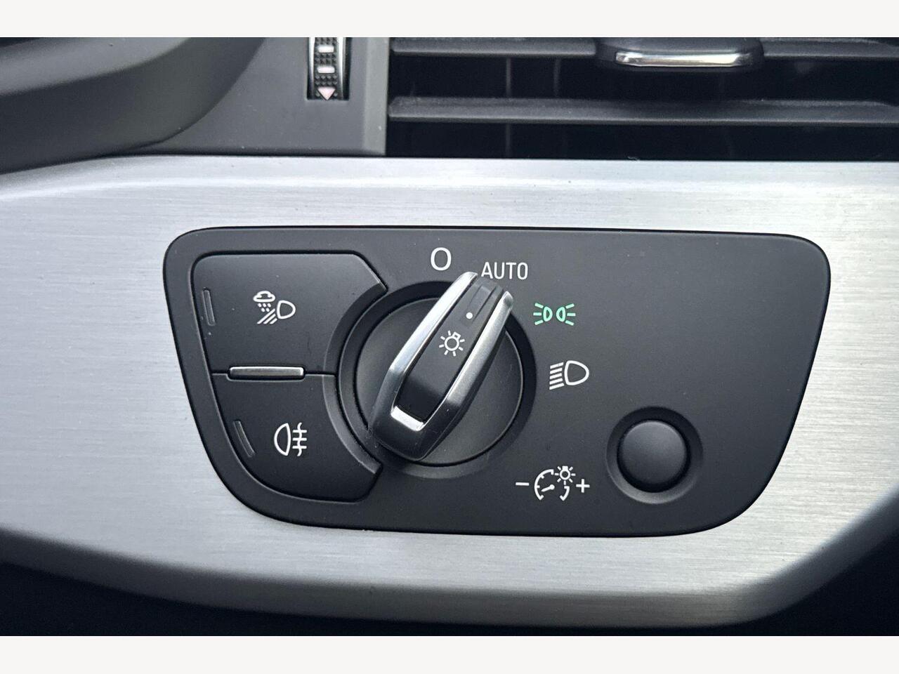 Used Audi A4 2023 for sale - 76676655: Photo 21