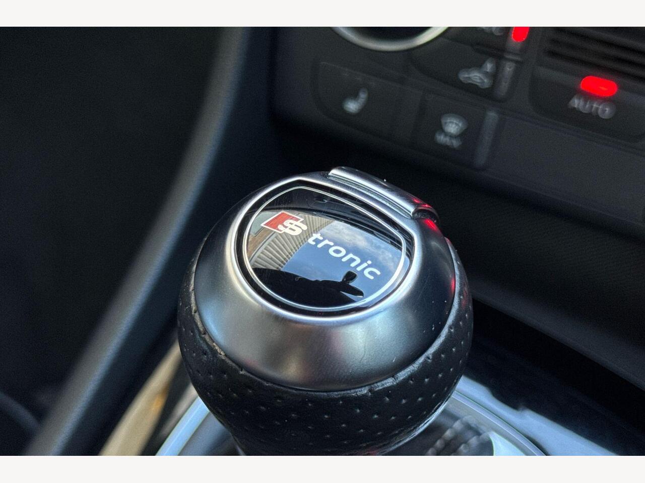 Used Audi Q3 2018 for sale - 76673472: Photo 17