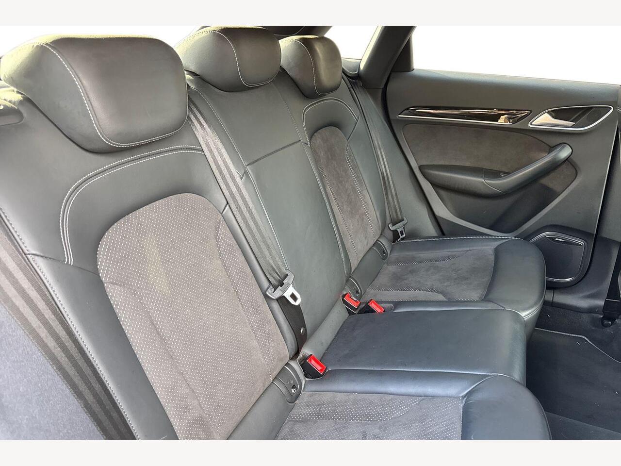 Used Audi Q3 2018 for sale - 76673472: Photo 8