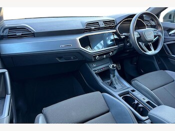 Used Audi Q3 2021 for sale - 76674566: Photo