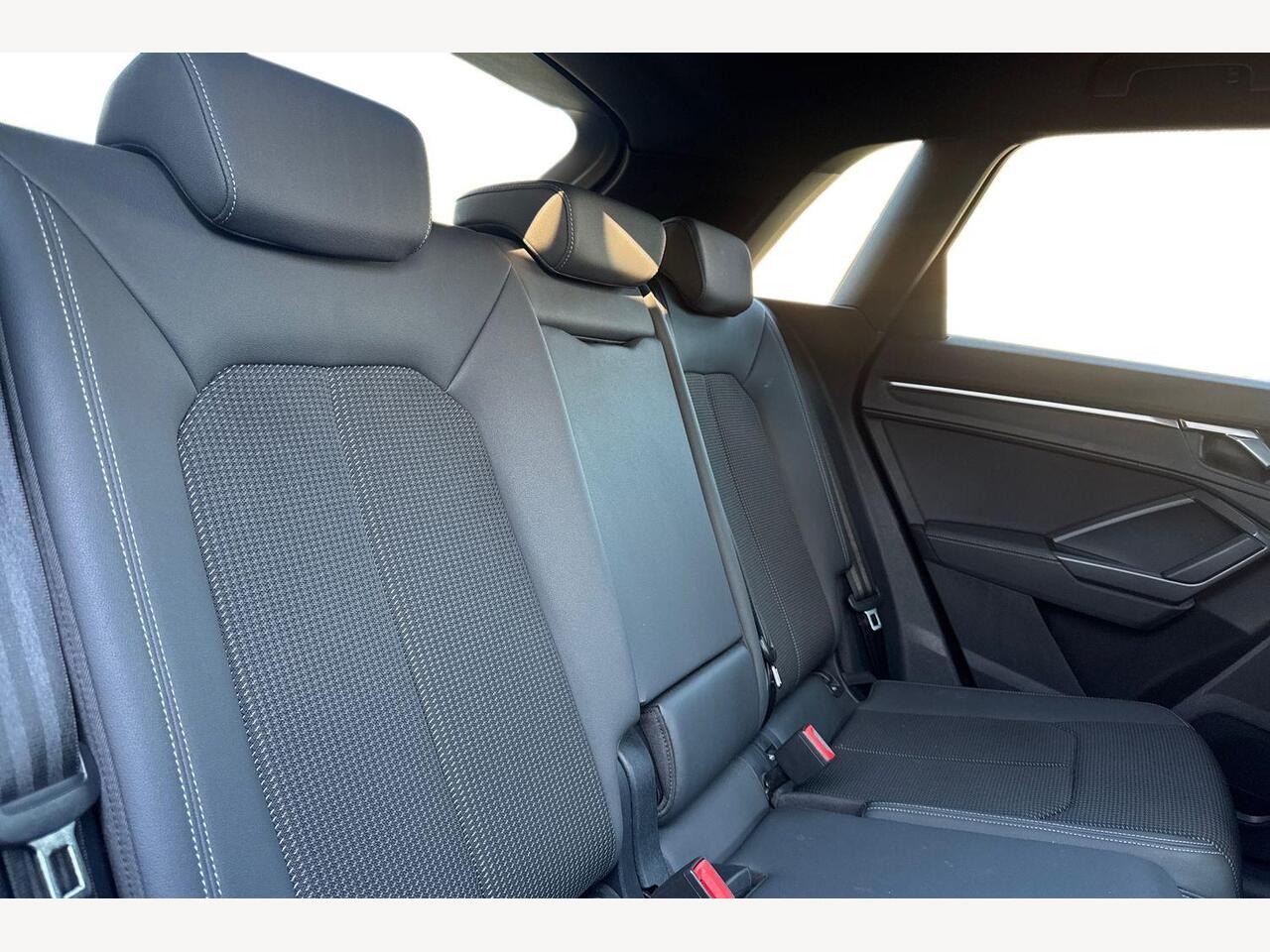 Used Audi Q3 2021 for sale - 76674566: Photo 8