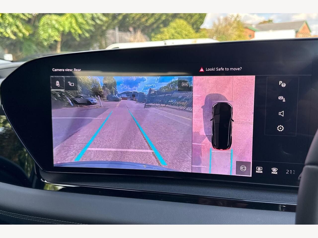 Used Audi Q6 e-tron 2025 for sale - 76680348: Photo 18