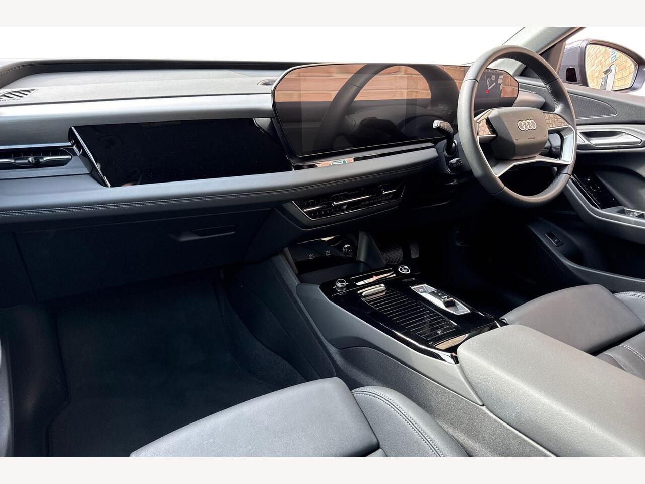 Used Audi Q6 e-tron 2025 for sale - 76680348: Photo 2