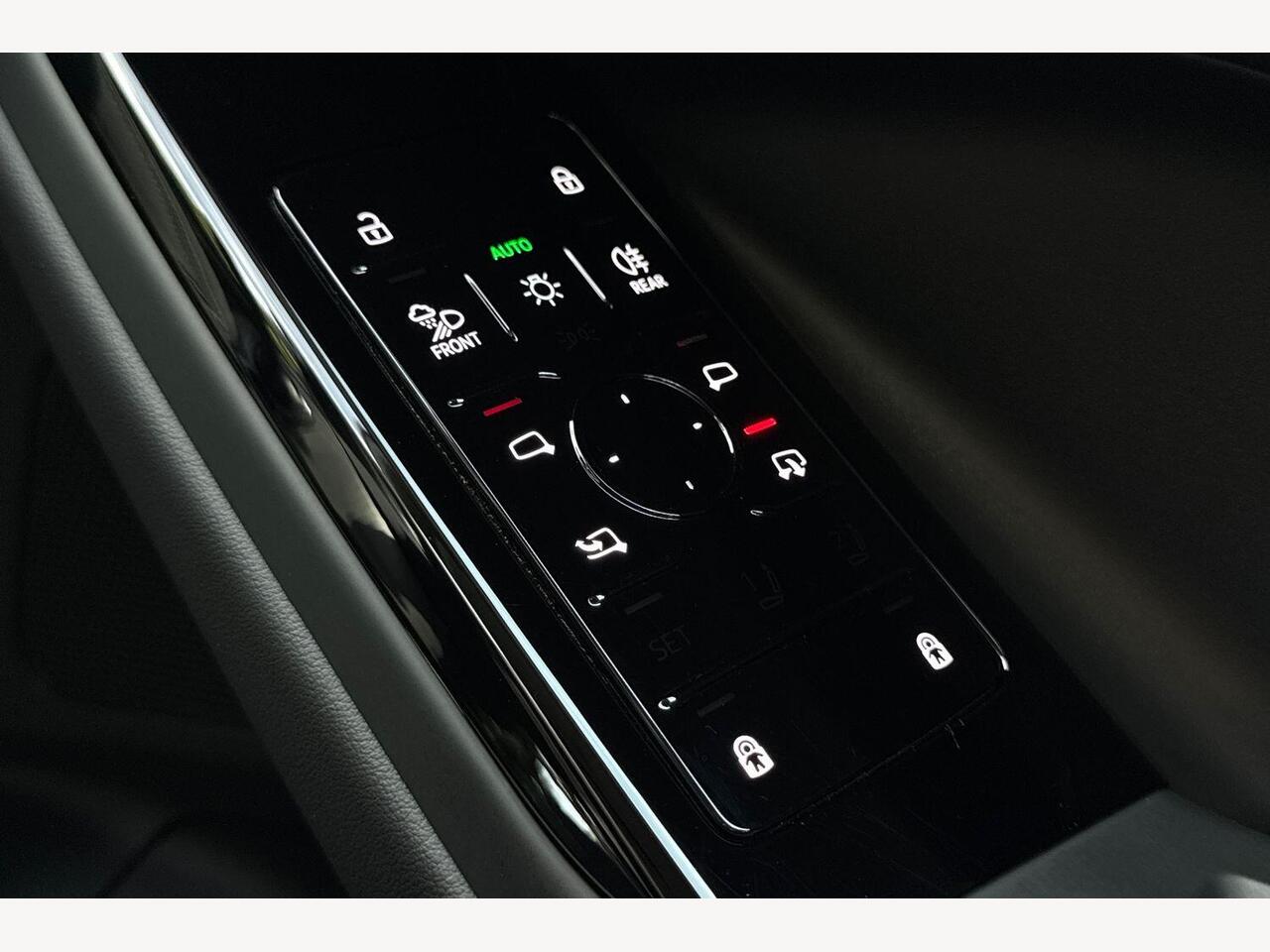 Used Audi Q6 e-tron 2025 for sale - 76680348: Photo 20