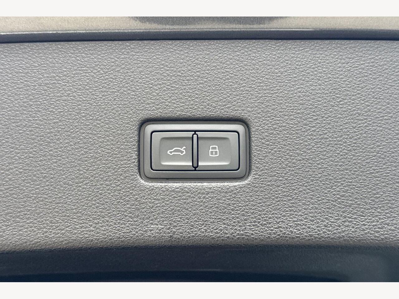 Used Audi Q8 2024 for sale - 76677739: Photo 22