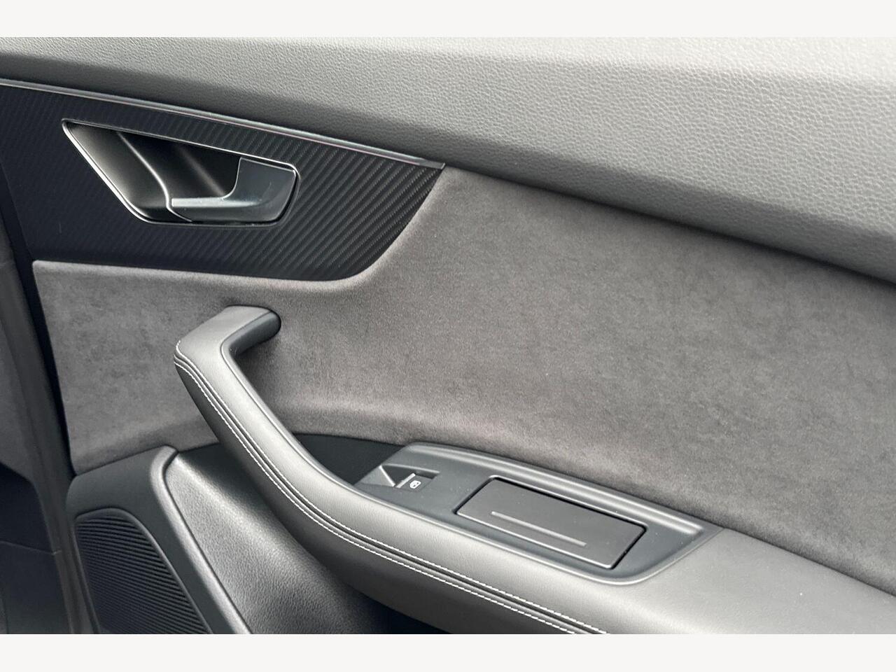 Used Audi Q8 2024 for sale - 76677739: Photo 23