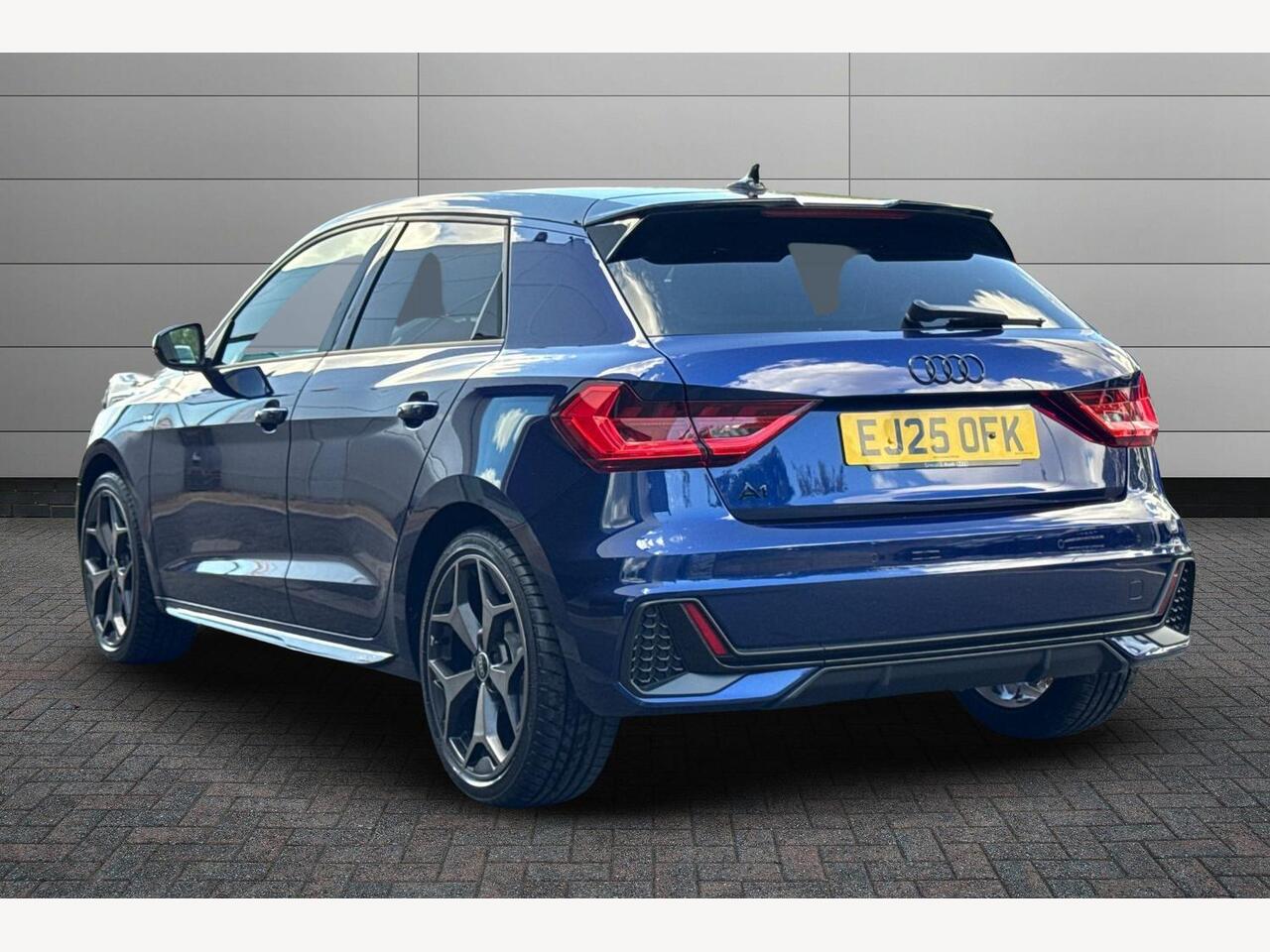 Used Audi A1 2025 for sale - 76679810: Photo 3